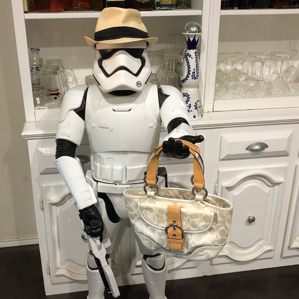 💃🏻HP💃🏻 White Coach Handbag